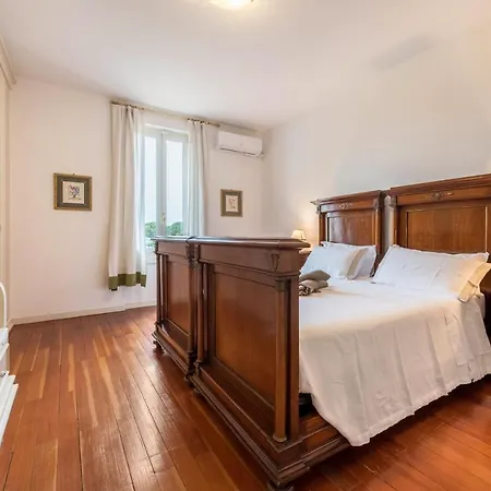 Villa Spectacular In Salo *